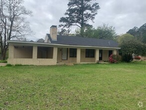 Building Photo - 216 Tarbutton Rd
