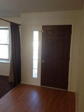 Building Photo - 8930 Davidgate Dr
