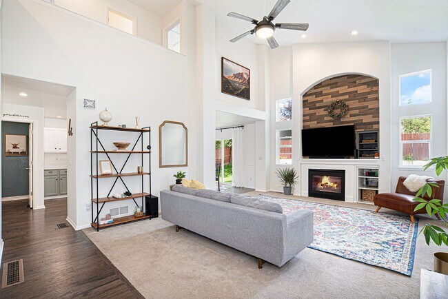 Foto del edificio - 4269 Thorndyke Pl