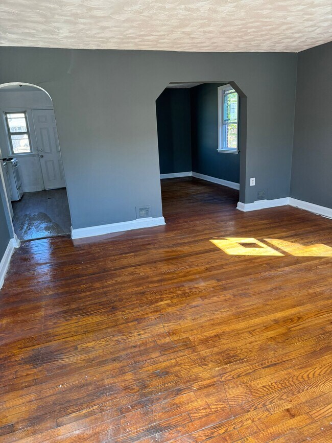 Foto del edificio - 5435 Lynview Ave