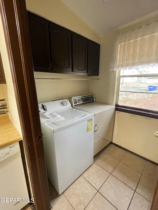 Foto del edificio - 1504 Monte Sanders Ln