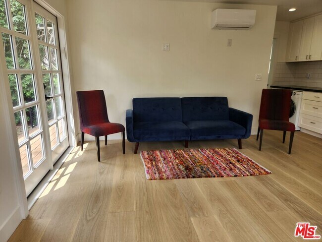 Foto del edificio - 605 S Orange Dr