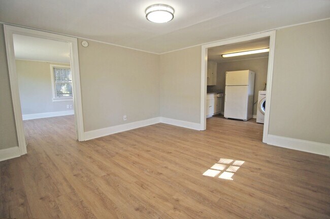 Foto del edificio - 218 South Holly Street