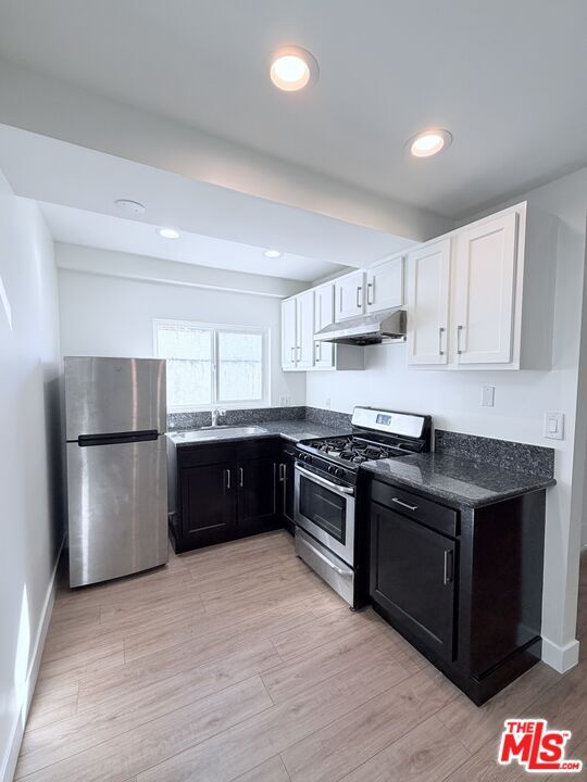 Foto principal - 8610 Cadillac Ave