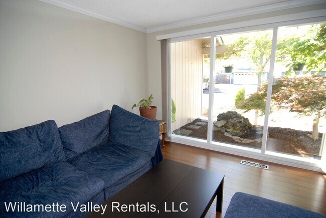 Building Photo - 3 br, 2 bath House - 4804 Nina Ave SE
