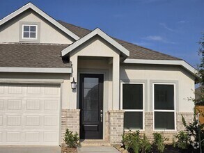 Building Photo - 3008 Pintail St