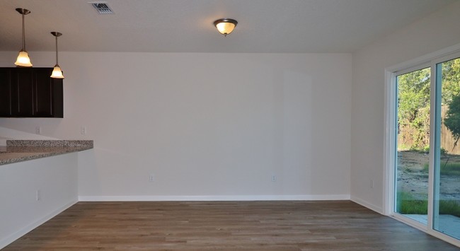 Building Photo - 5510 Marathon Pkwy