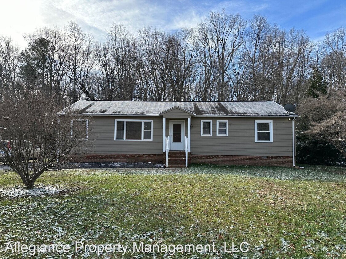 3 br, 2 bath House 9761 Fordwych Dr House Rental in North