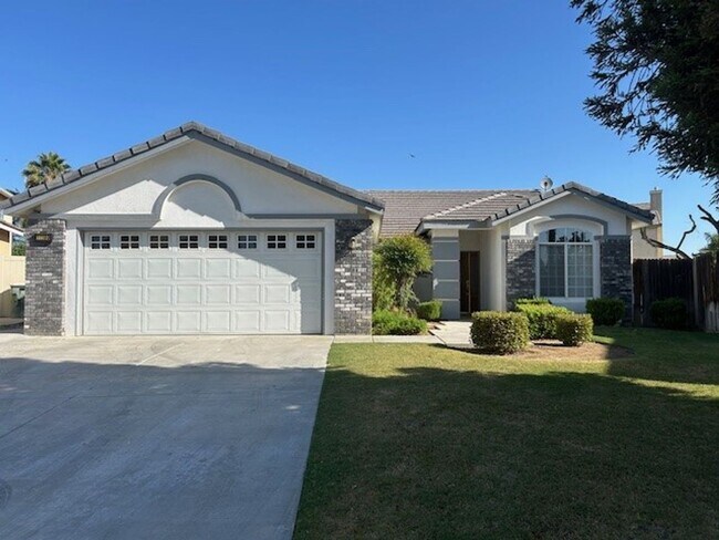 Building Photo - 11100 Myers Ranch Ct