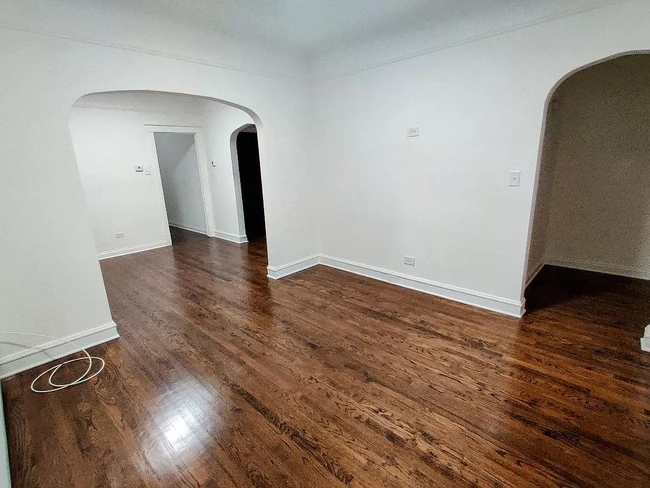 living room and dining room - 5524 N Mont Clare Ave