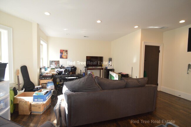 Foto del edificio - 29 Commonwealth Terrace