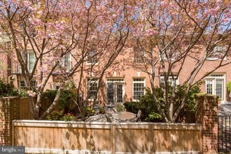Building Photo - 4062 Mansion Dr NW