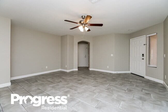 Building Photo - 10846 E Dragoon Ave