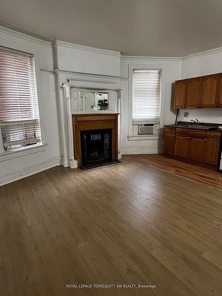 Photo du bâtiment - Annex Bachelor unit available in Clean Qui...