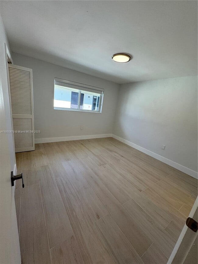 Foto del edificio - 775 E 24th St