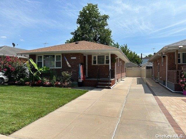 Foto principal - 252-08 82nd Ave