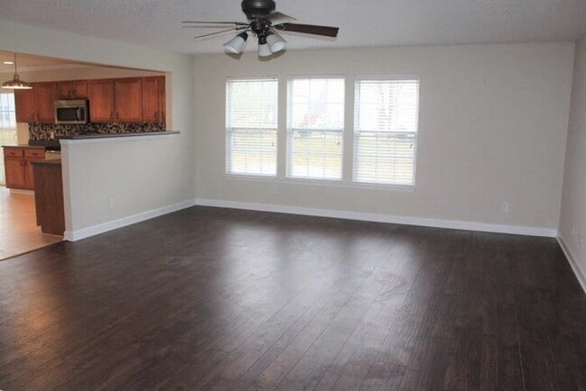 Building Photo - 10101 Eagle Eye Way
