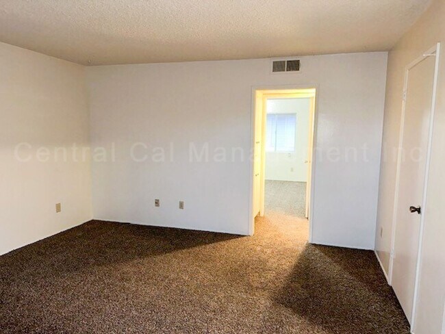 Building Photo - 6208 Stine Rd