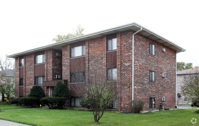 Primary Photo - 155 Surrey Dr