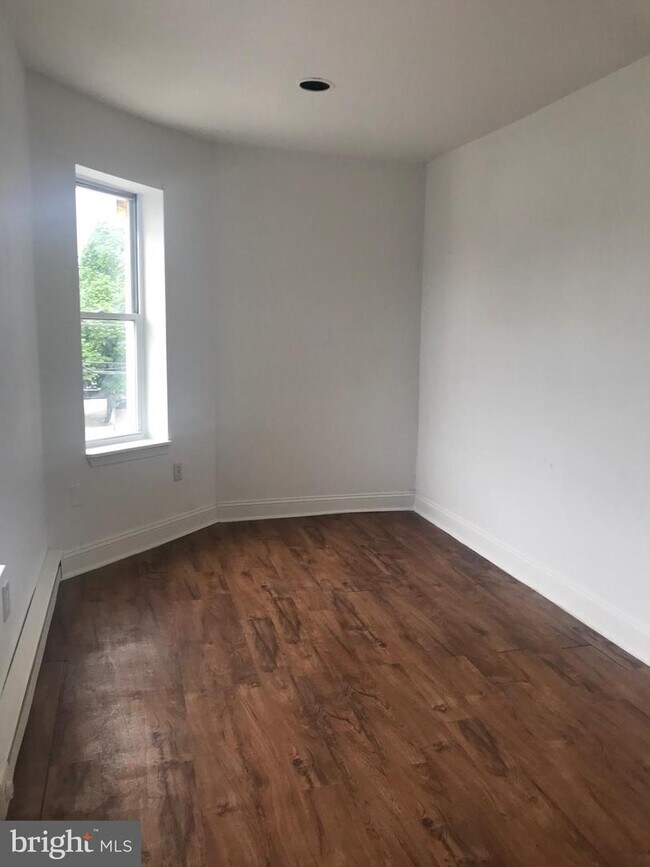 Foto del edificio - 5634 Sprague St