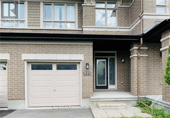 Building Photo - 520 Earnscliffe Grove