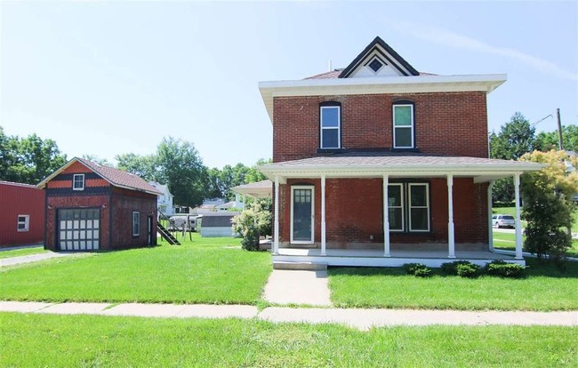 Building Photo - 307 W Welsh St