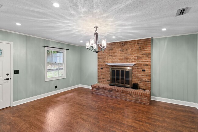 Building Photo - 212 Cherry Hill Rd