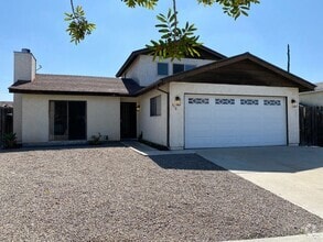Building Photo - 3118 Mira Mesa Ave