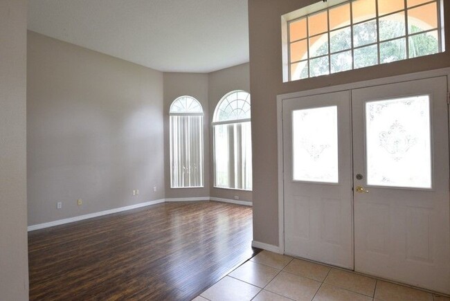 Building Photo - 209 Southern Magnolia Ln