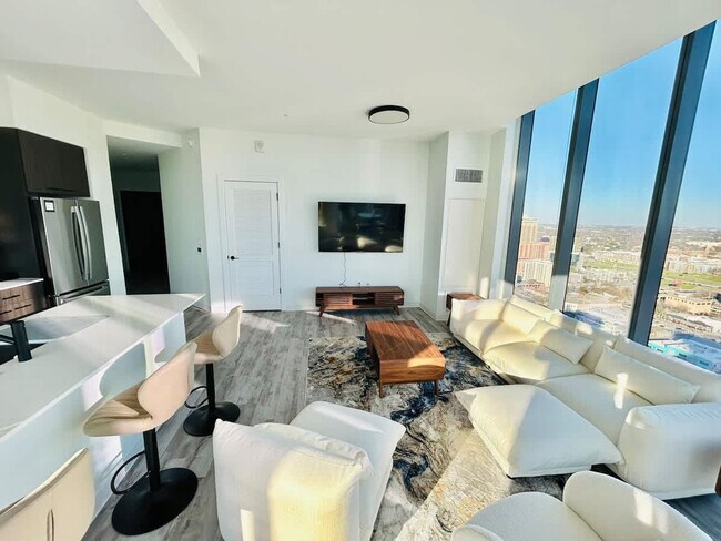 Foto del edificio - 505 W 7th St