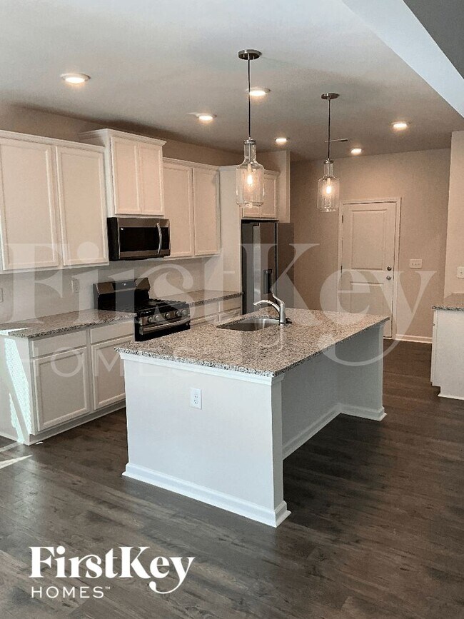 Foto del edificio - 1203 Mission Hill Ln