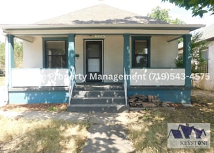 Building Photo - 2324 Cedar St
