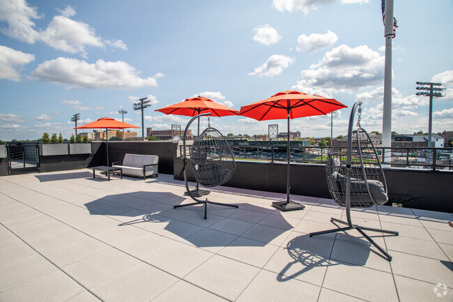 Rooftop - Stadium Row Apartments