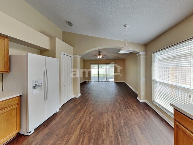 Building Photo - 10407 Paragon Pl