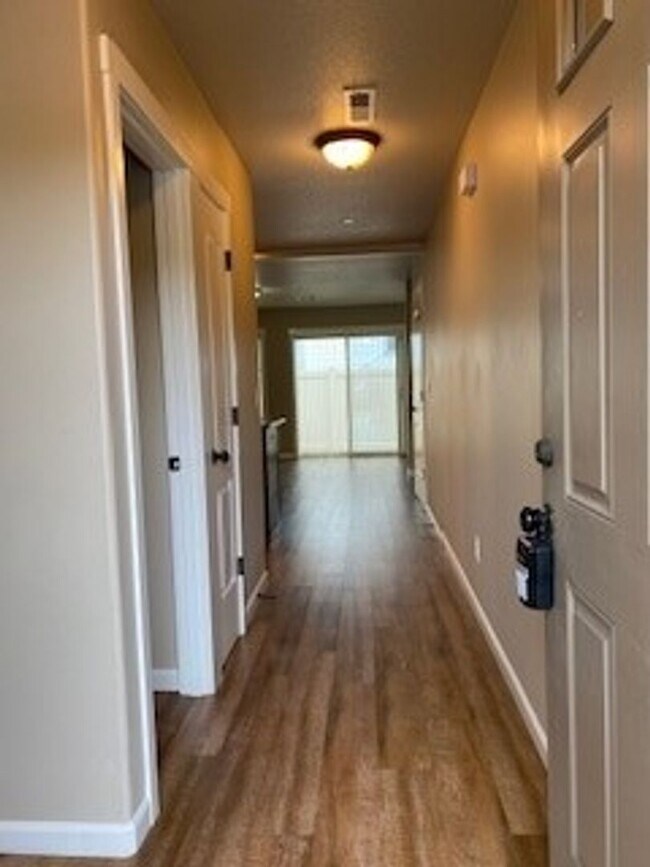 Building Photo - Modern Living with A/C and Attached Garage!