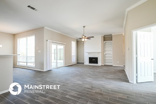 Building Photo - 8117 Eagle Dr