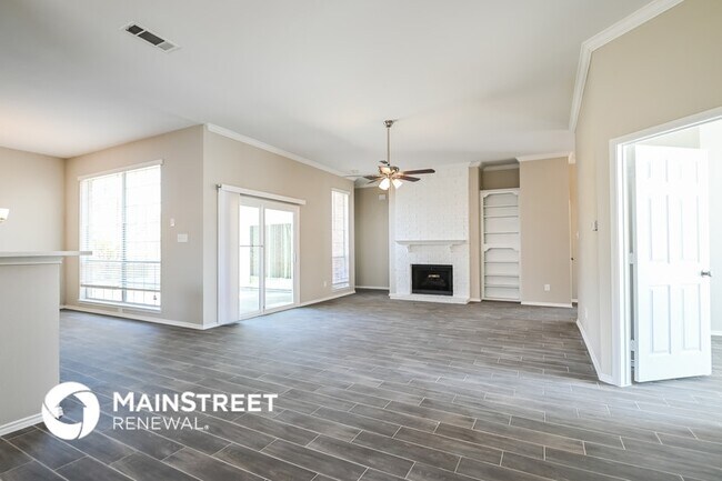 Foto del edificio - 8117 Eagle Dr