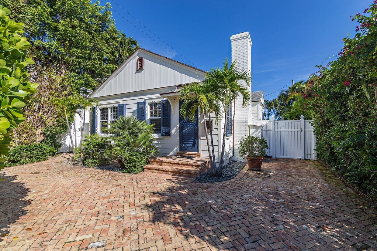 231 Cocoanut Row, Palm Beach, FL 33480 House Rental in Palm Beach, FL