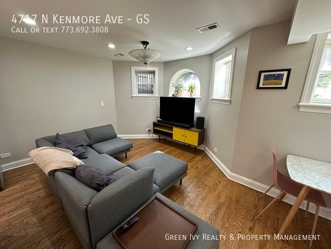 Building Photo - Fantastic, Rehabbed Garden-Unit, 2 Bed/2 B...