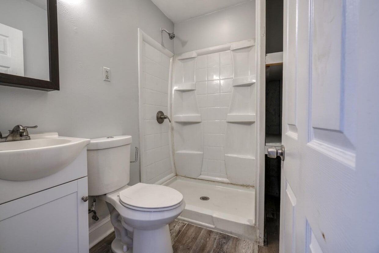 Foto del edificio - 160X Plum St