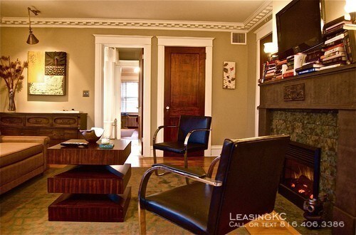 Foto del edificio - Room For Rent