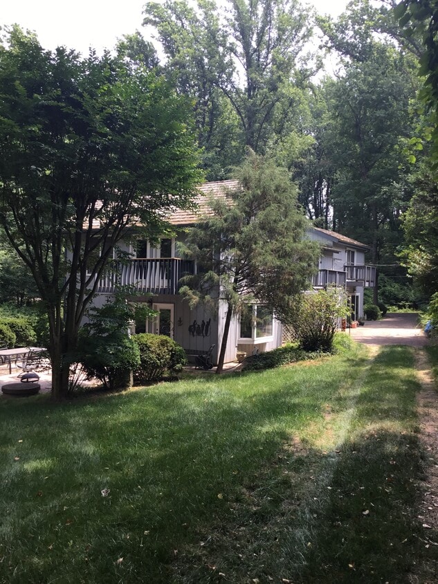 Front of house - 1138 Swinks Mill Rd