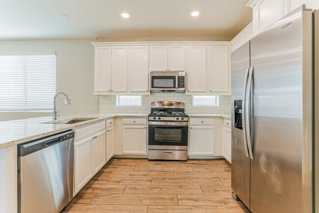 Foto del edificio - 289 W Tamarack Dr