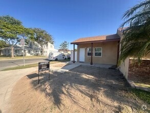 Building Photo - 11250 Bayla St