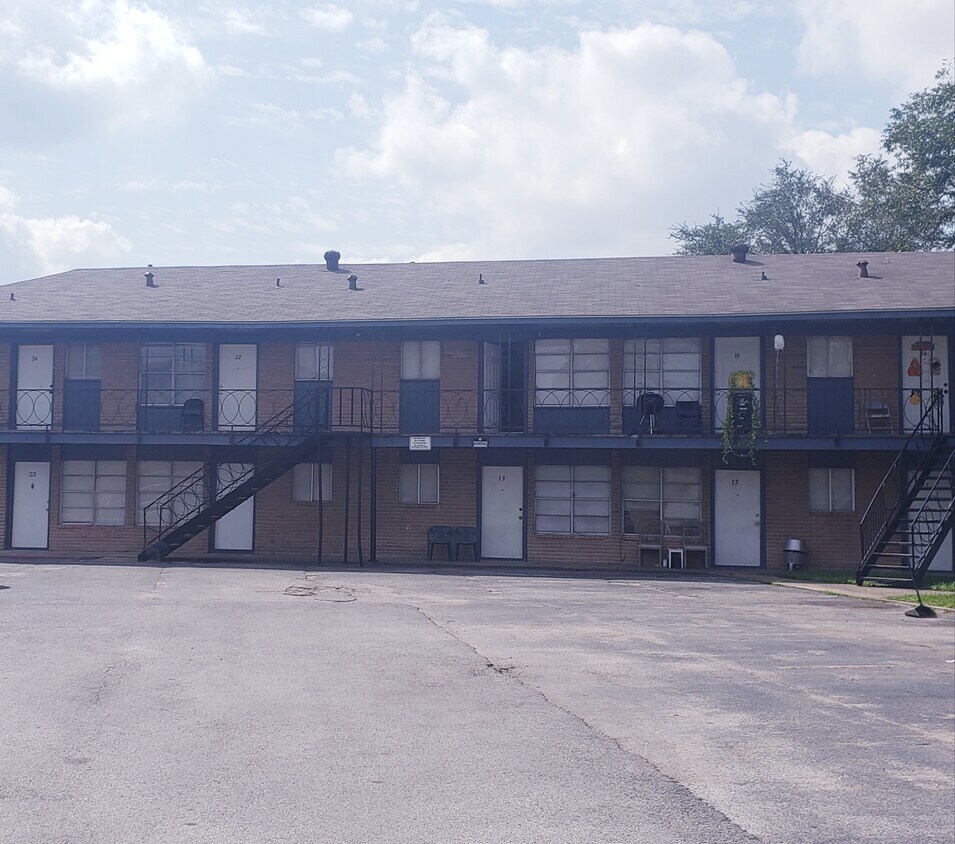 Southmore Place Apartments Houston, TX