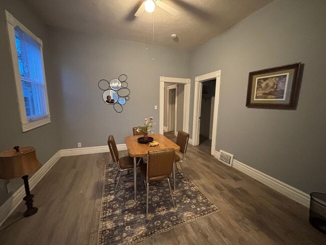 Photo - Cozy Little Italy Bungalow | Furnished - Mid-Term or Long-Term Lease House