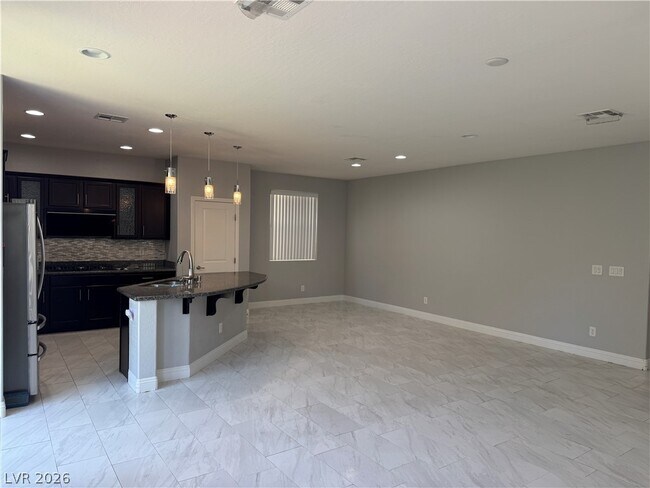 Building Photo - 5027 Breaking Dawn Ct