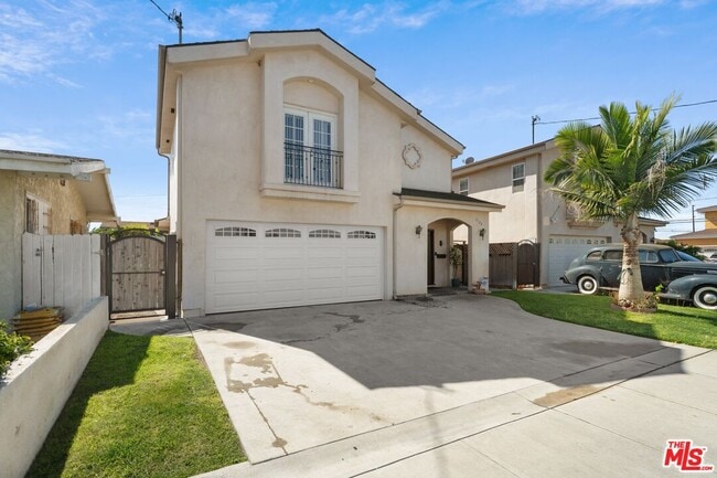 Foto del edificio - 4128 W 122nd St