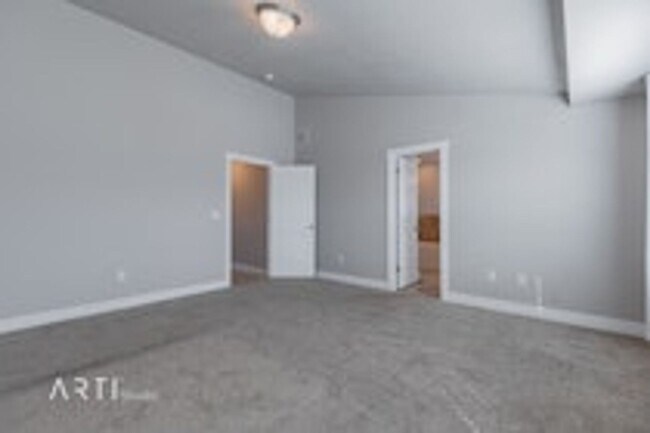 Foto del edificio - 1317 North Silver Crest Drive
