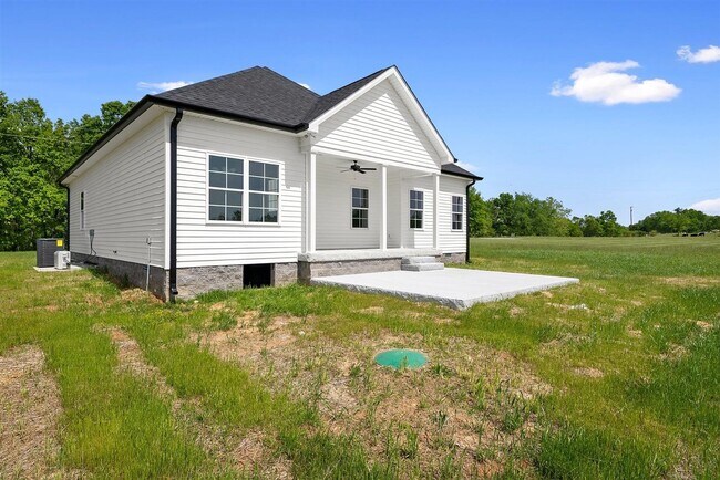 Building Photo - 2021 Browning Rd
